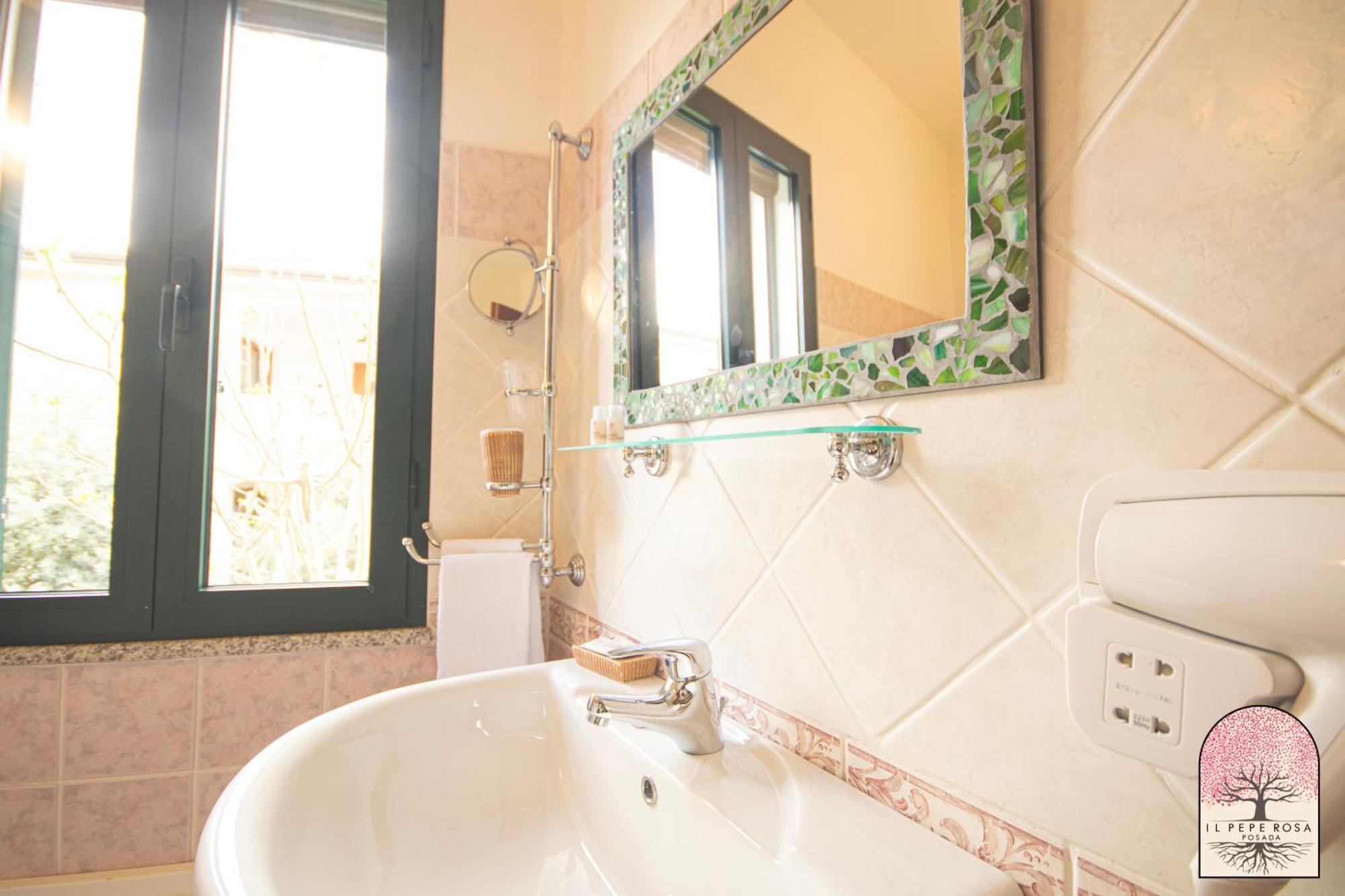 Bed and Breakfast Il Pepe Rosa Posada  Exterior foto